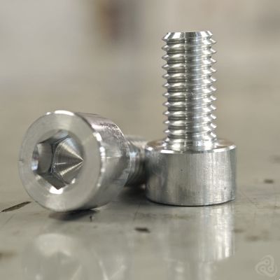 Aluminium cap screw