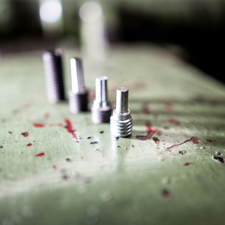 Pointed Screws